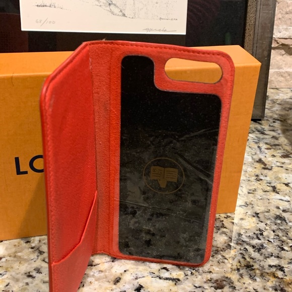 Louis Vuitton Phone Case - Picture 2 of 5